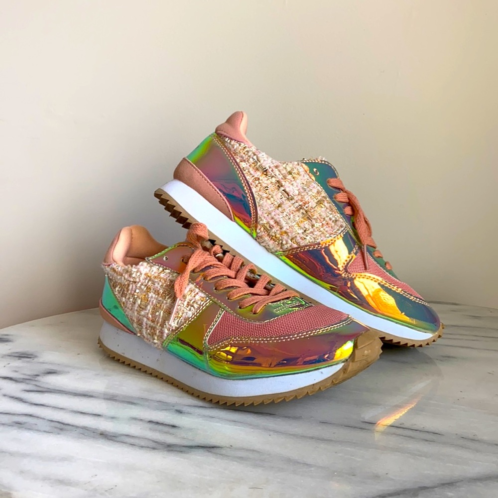 Steve Madden - Pink Sneaker